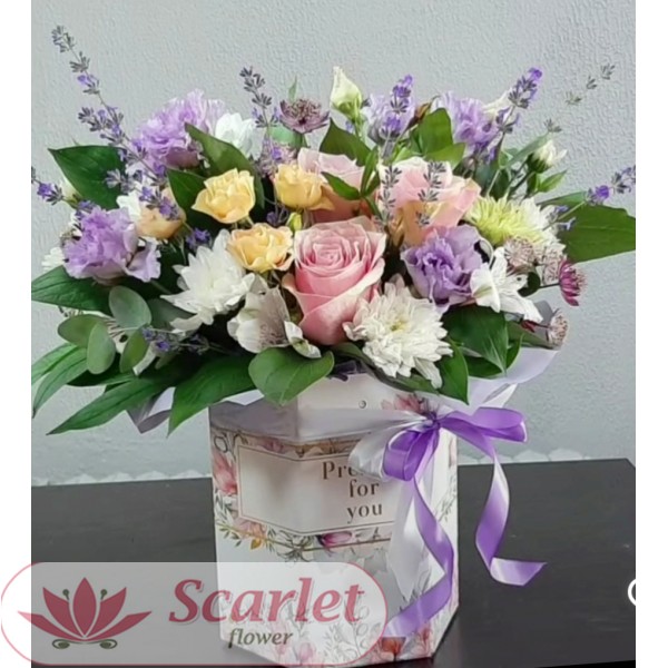 Коробка с цветами "Аромат лаванды"